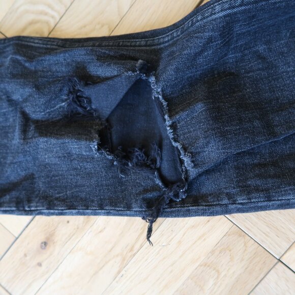 Abercrombie - Curve Love Ultra High Rise Ankle Straight Jean - Picture 5 of 7